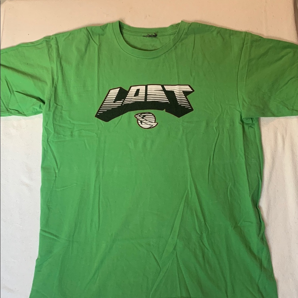 VINTAGE Lost Green Graphic Tee